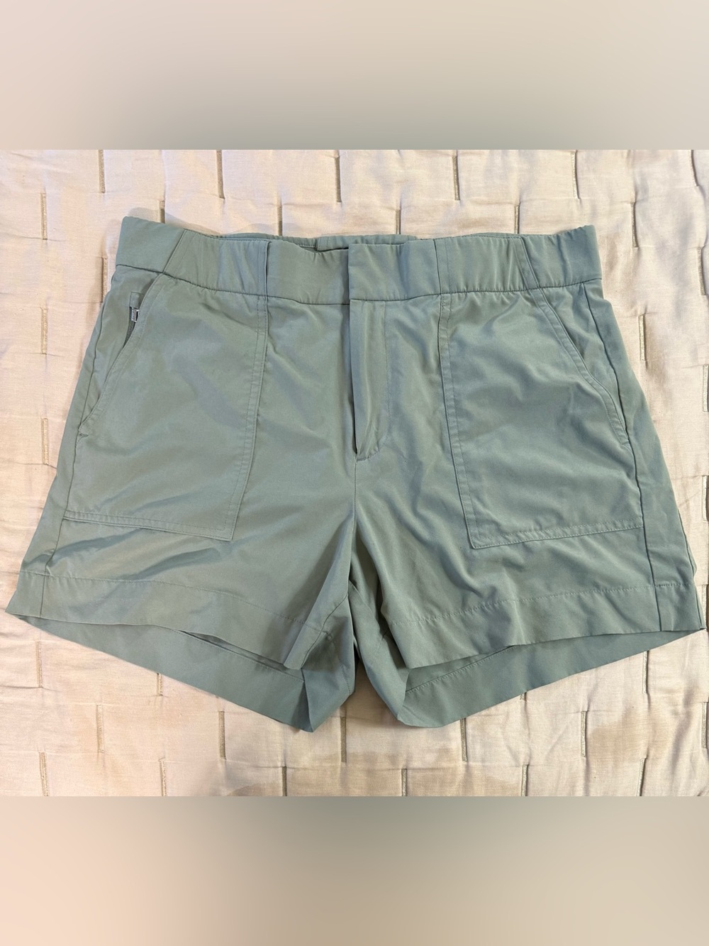 Athleta Tall Trekkie Sage Green Performance Shorts